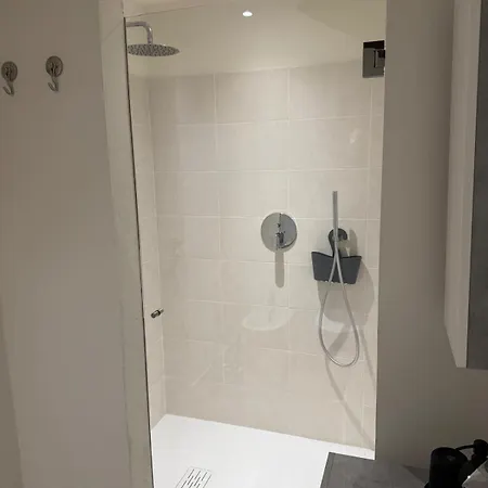 Il Monastero Di Qua *