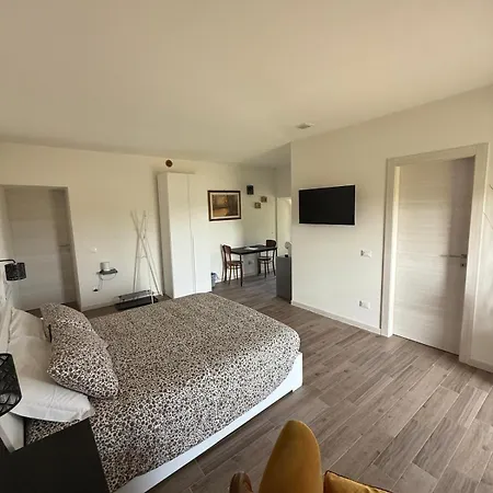 Πανσιόν Il Monastero Di Qua *